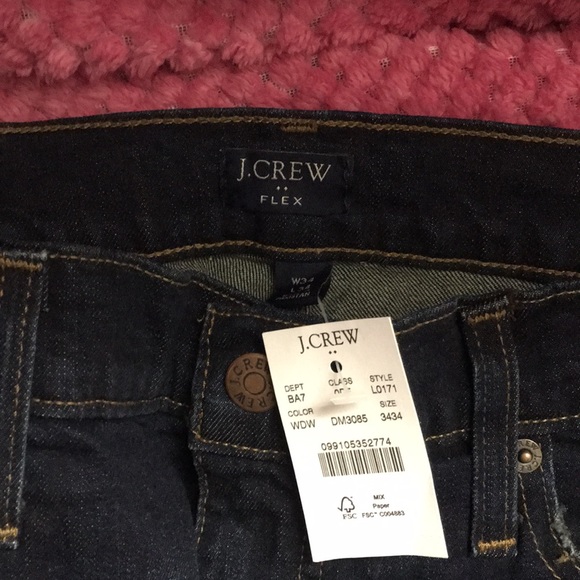 Jeans - Picture 2 of 3